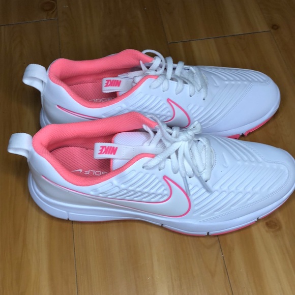 Nike sneakers - Picture 4 of 4